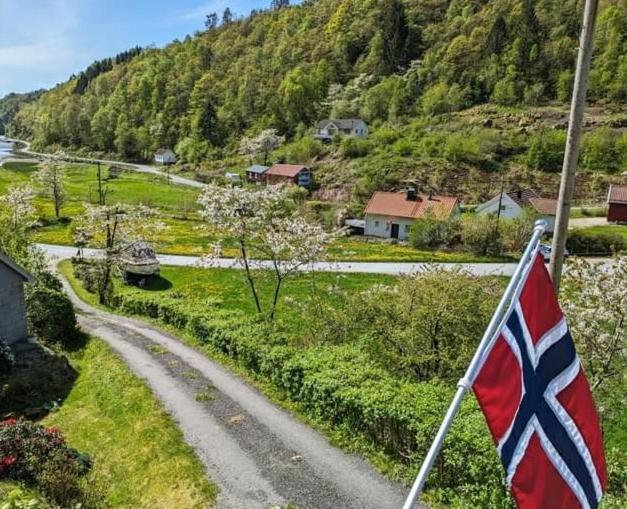 Anneks I Naturskjonne Gitlevag リュングダール エクステリア 写真