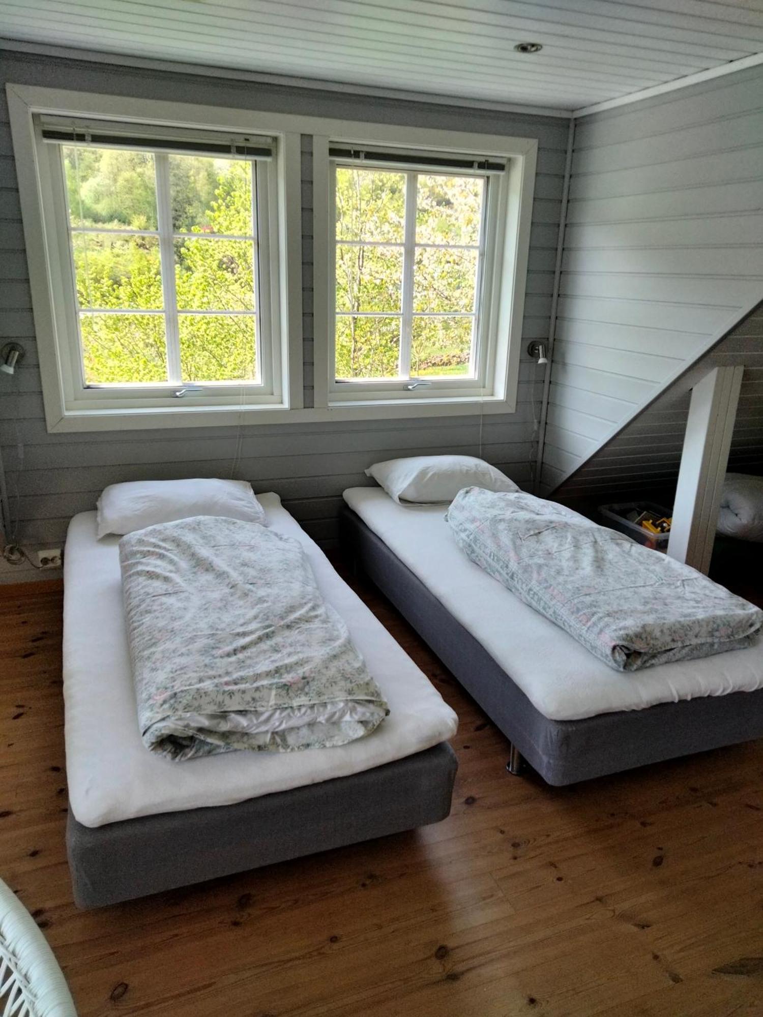 Anneks I Naturskjonne Gitlevag リュングダール エクステリア 写真